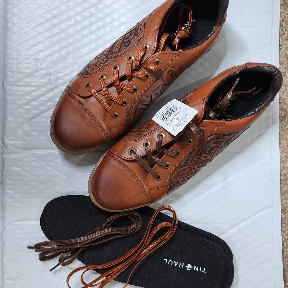 Tin‎ Haul Mens Size 8 D Brown Leather Embossed Dice Playing Cards Vegas Gambling - Picture 6 of 10